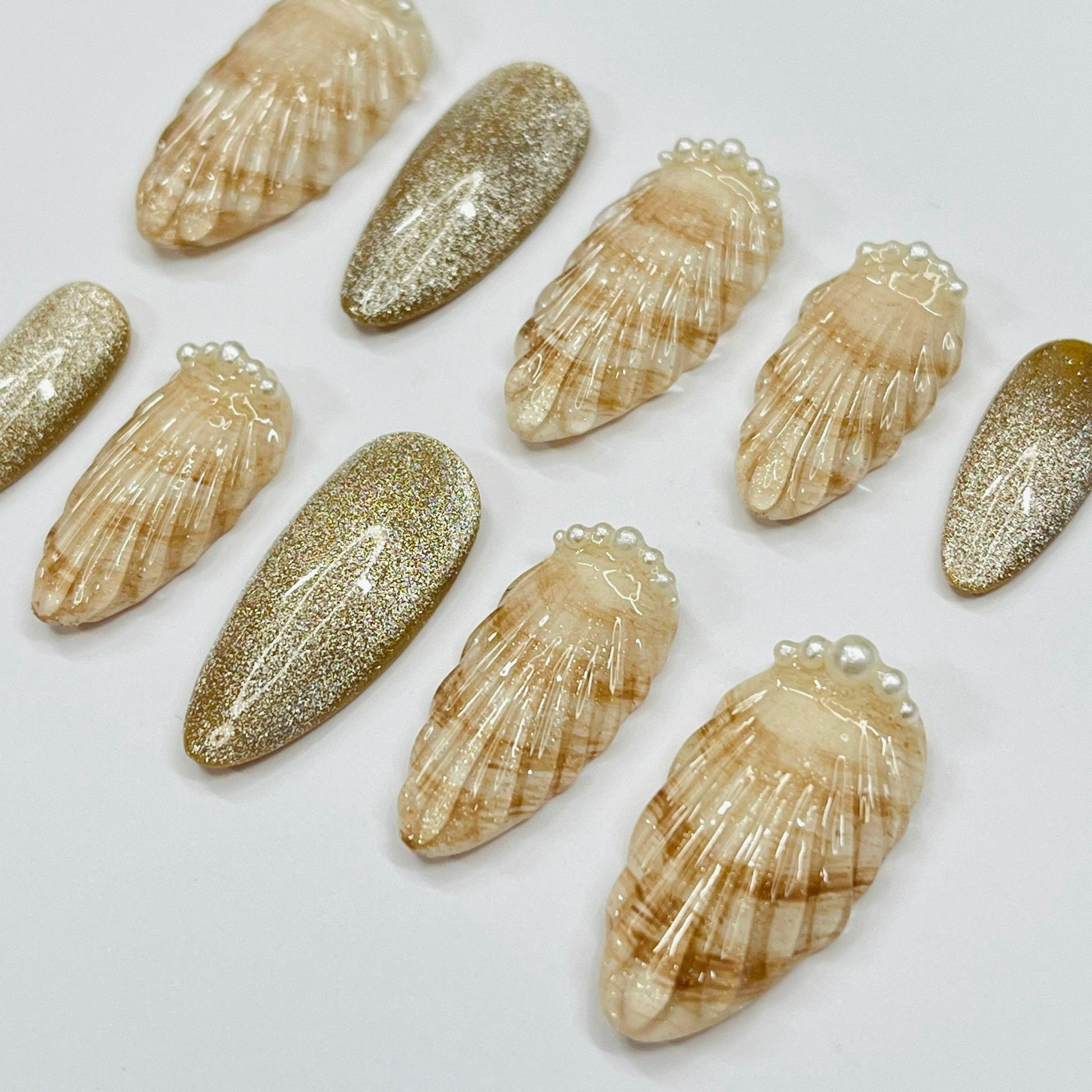 Ocean Inspired Seashell Medium Almond Press On Nails, Handmade Gel False Nails for Birthday Event Party Holiday Vacation